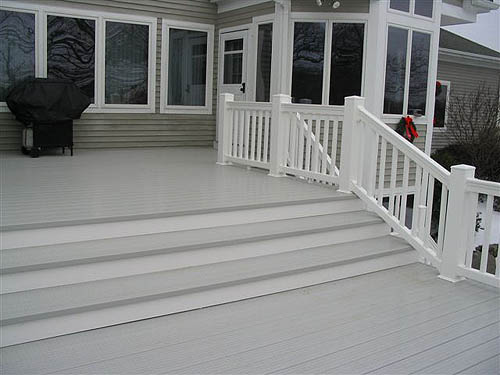 Example of a Two-Level Deck built with
composites