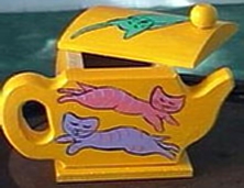 tea box cats 3.jpg (33420 bytes)
