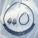 Neckless,
Bracelet and Earring Jewelry Set